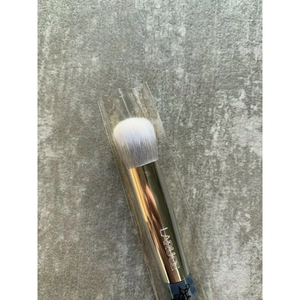 $30 LARUCE LR322 Kabuki Blending Concealer Brush NEW Vegan Hypoallergenic